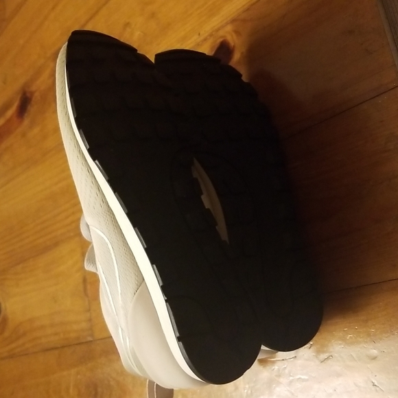 Nike running shoes - Picture 8 of 9